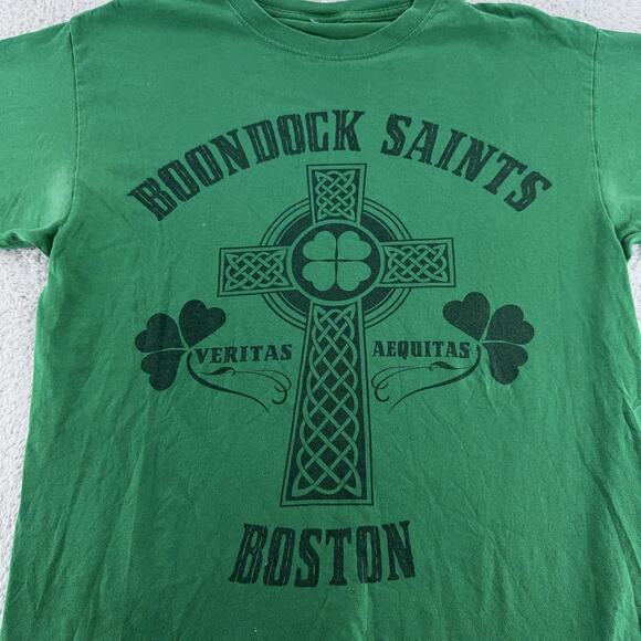 Boondock Saints Shirt Mens Large Green Boston Veritas Aequitas Irish Movie Tee - Picture 1 of 9
